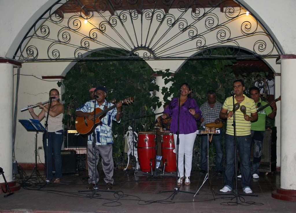 The band we saw on both our visits to the <em>Casa de la Trova.</em>